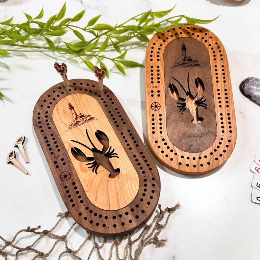 Wildlife Mini Travel Cribbage Board & Custom Pegs Set