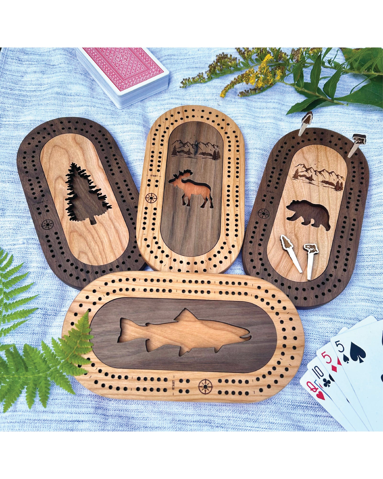 Wildlife Mini Travel Cribbage Board & Custom Pegs Set