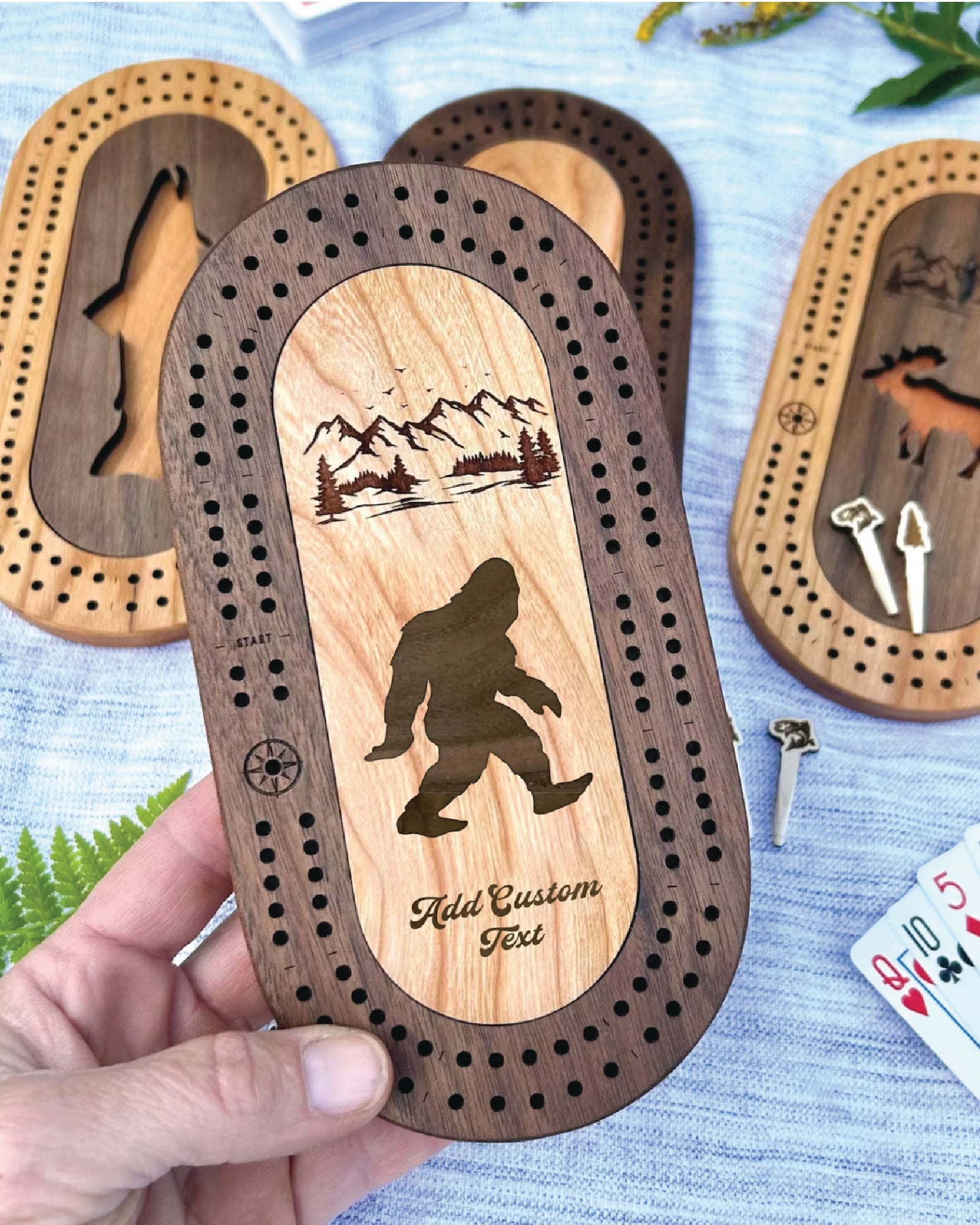 Wildlife Mini Travel Cribbage Board & Custom Pegs Set