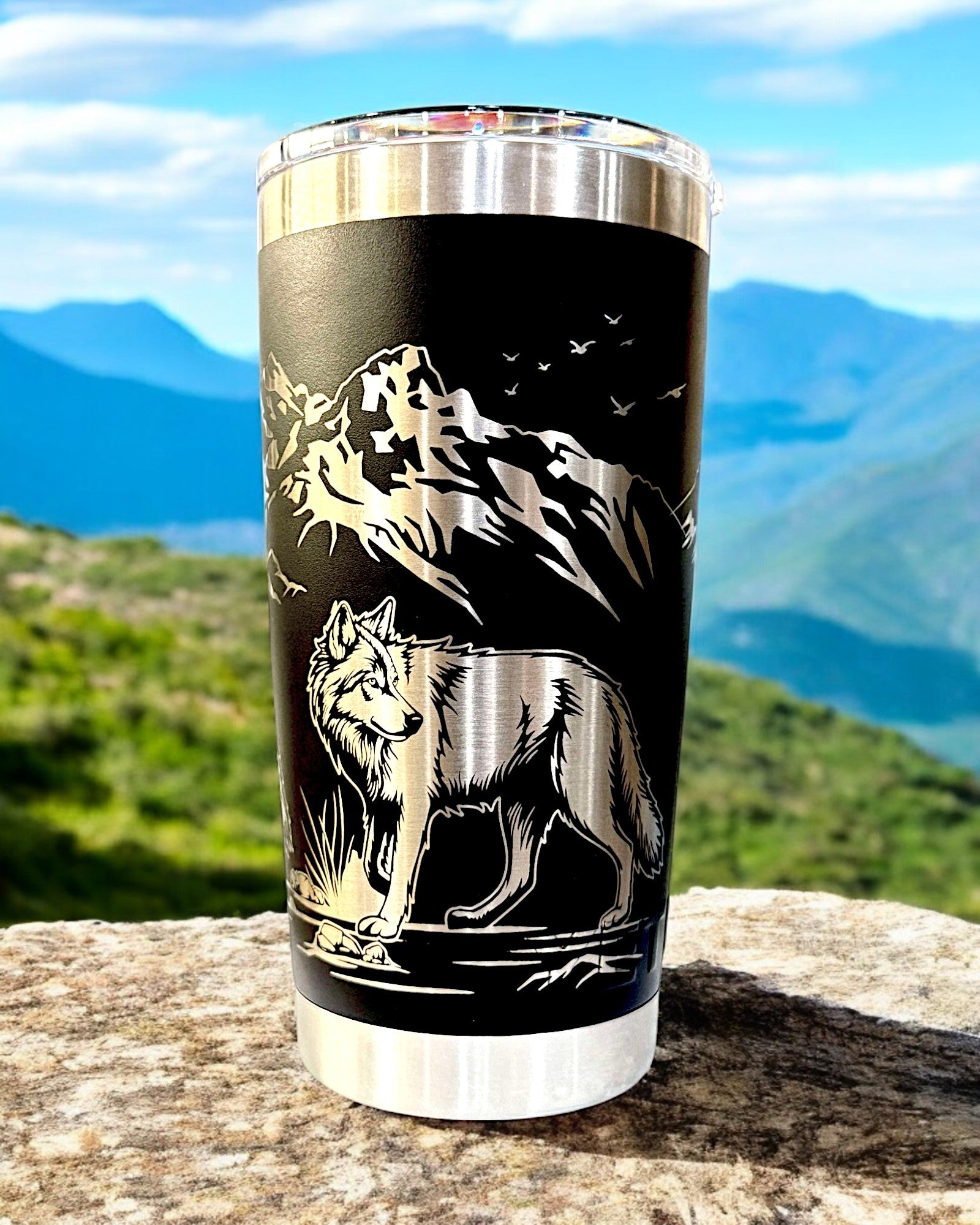 WYOMING WOLF YETI RAMBLER